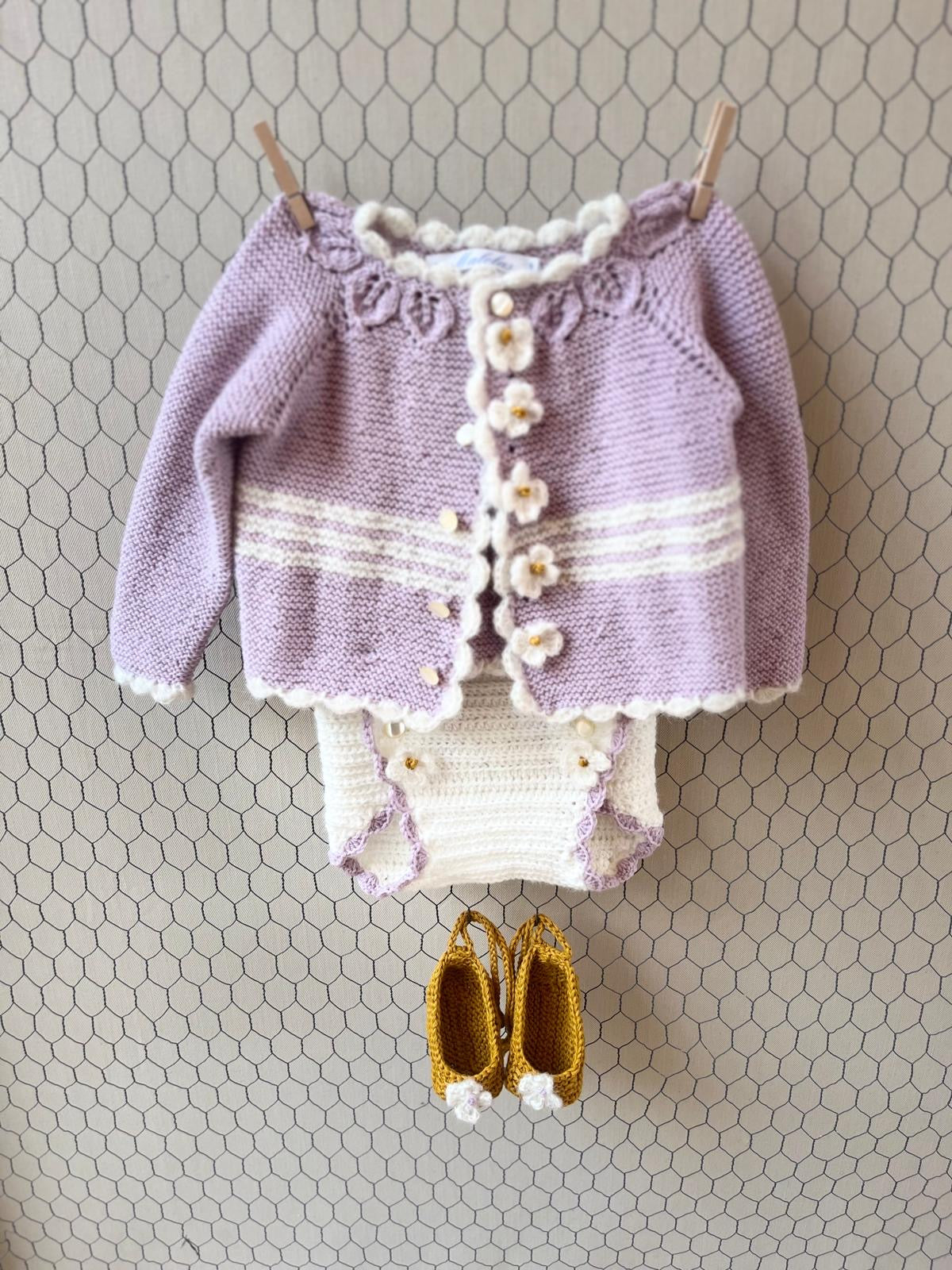 Conjunto malva y beige