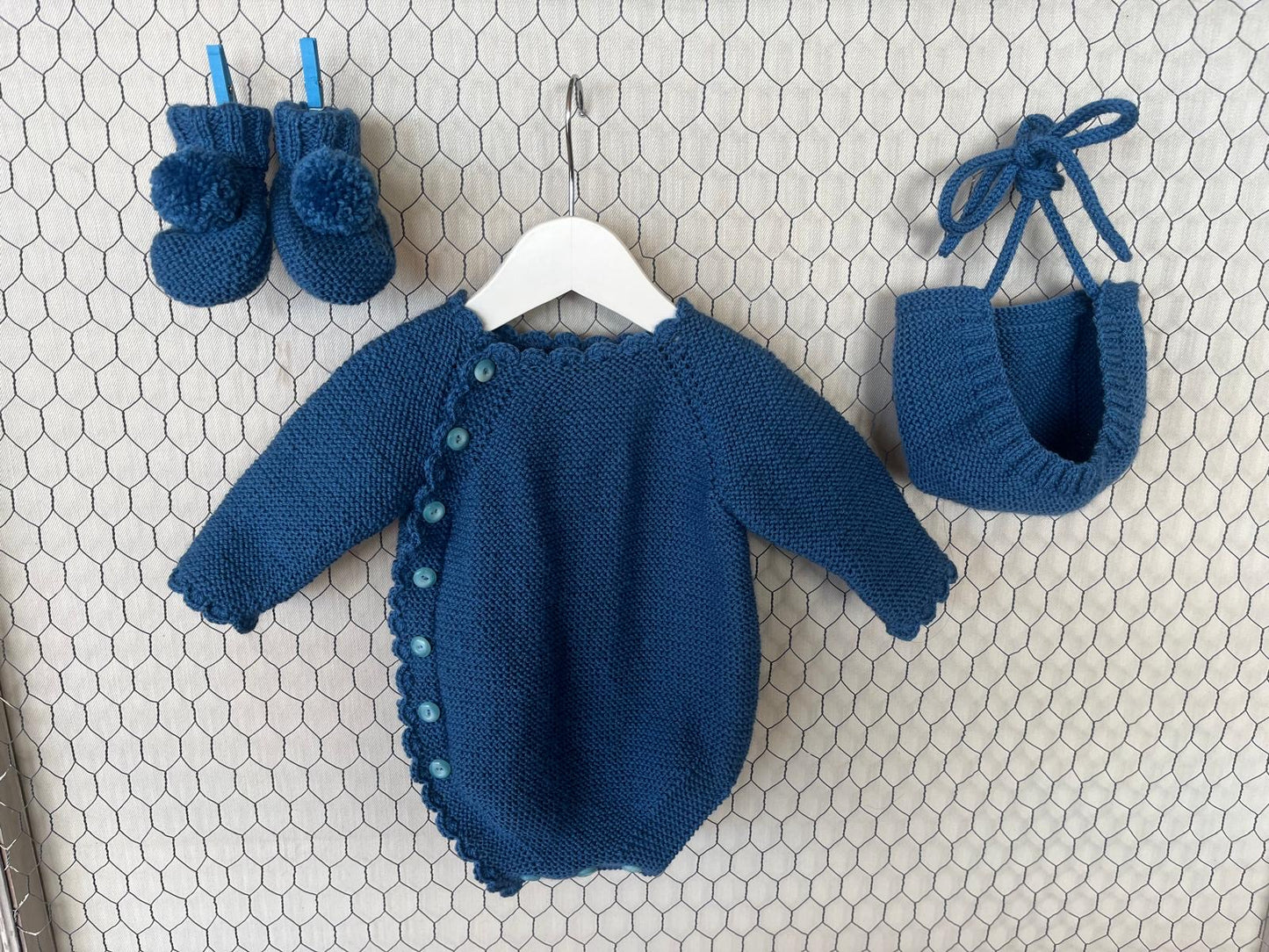 Blue set